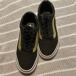 Vans off the wall Black and Gold sneakers
